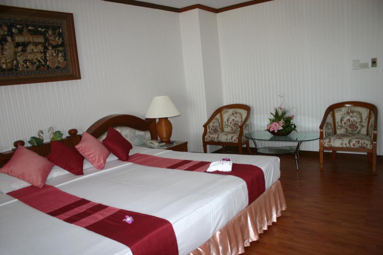 Chiangmai Ratanakosin Hotel - Chiang Mai — Photos 1